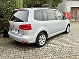 Volkswagen Touran 1,6 TDi  NAVI / kamera / ALU - náhled 4