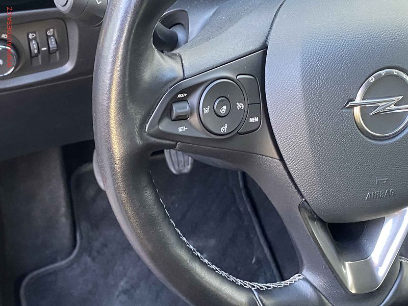 Opel Corsa (2022) 1.2i, Elegance, +kola - fotka 10 z 16