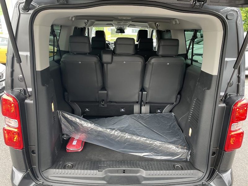 Toyota ProAce Verso 2.0 8AT L2 VIP 7S ODBĚR 3/2026 - fotka 6 z 30