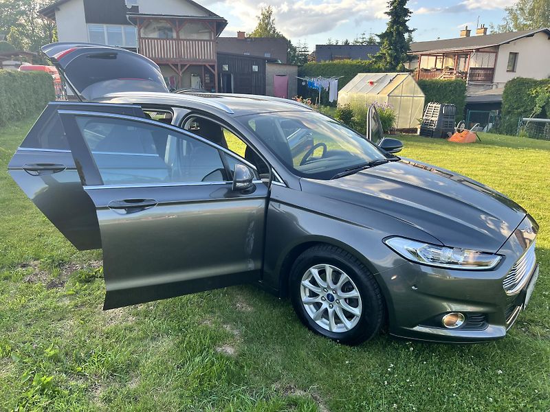 Ford Mondeo 2.0TDCI 110KW,NAVI,SAMOPARK - fotka 33 z 48