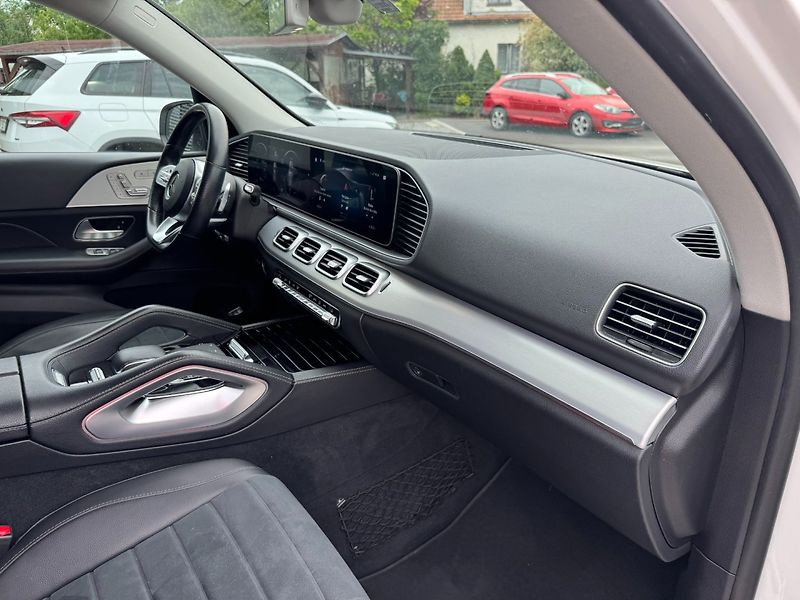 Mercedes-Benz GLE (2019) 350D AMG Line 4Matic - fotka 27 z 30