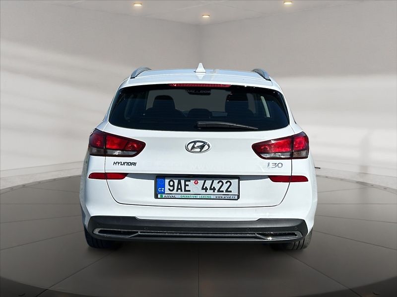 Hyundai i30 1,0 TGDI Comfort - fotka 5 z 11