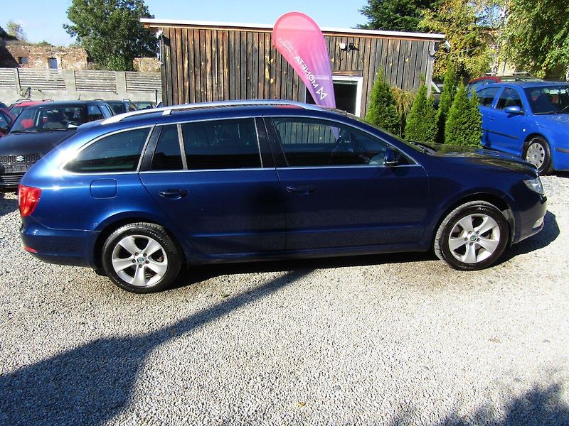 Škoda Superb (2011) 2.0 TDI CR 103kW - fotka 9 z 42