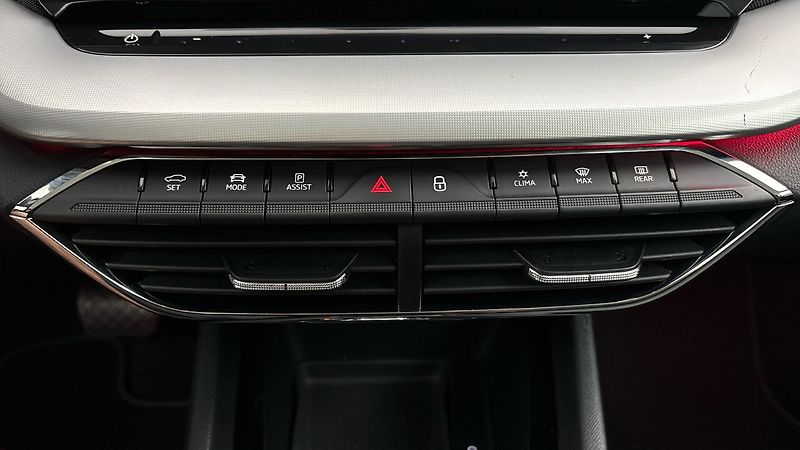 Škoda Octavia 1.5 TSI E-Tec DSG Style Combi - fotka 13 z 30
