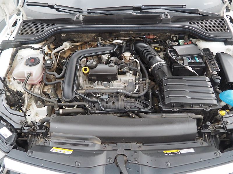 Škoda Kamiq (2022) 1.0 TSi, 81 kW, AT - fotka 32 z 32