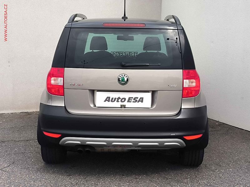 Škoda Yeti (2013) 2.0 TDi 4x4, Adventure, DSG - fotka 5 z 20