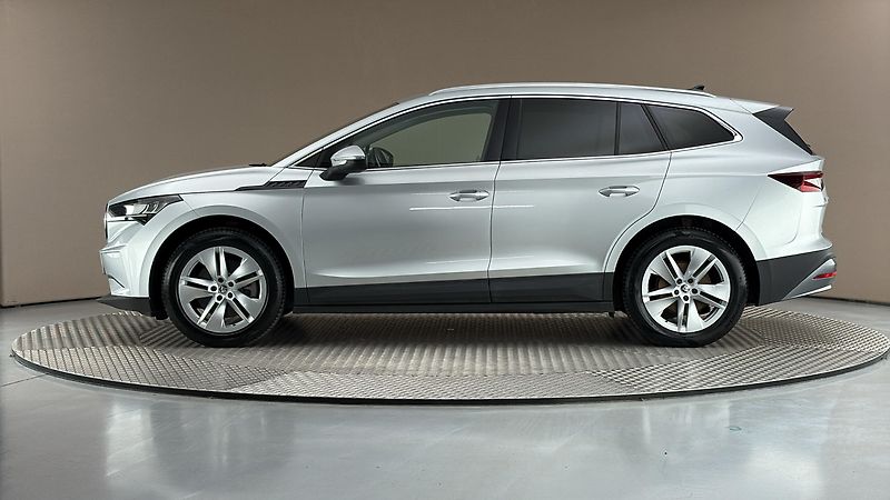 Škoda Enyaq 82 kWh AUT 80 Loft - fotka 4 z 29