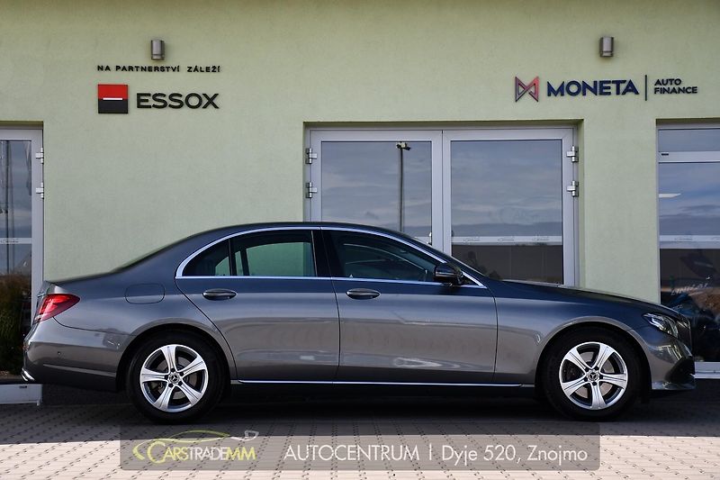Mercedes-Benz Třídy E 250CGi LED PDC NAVI  - fotka 6 z 53