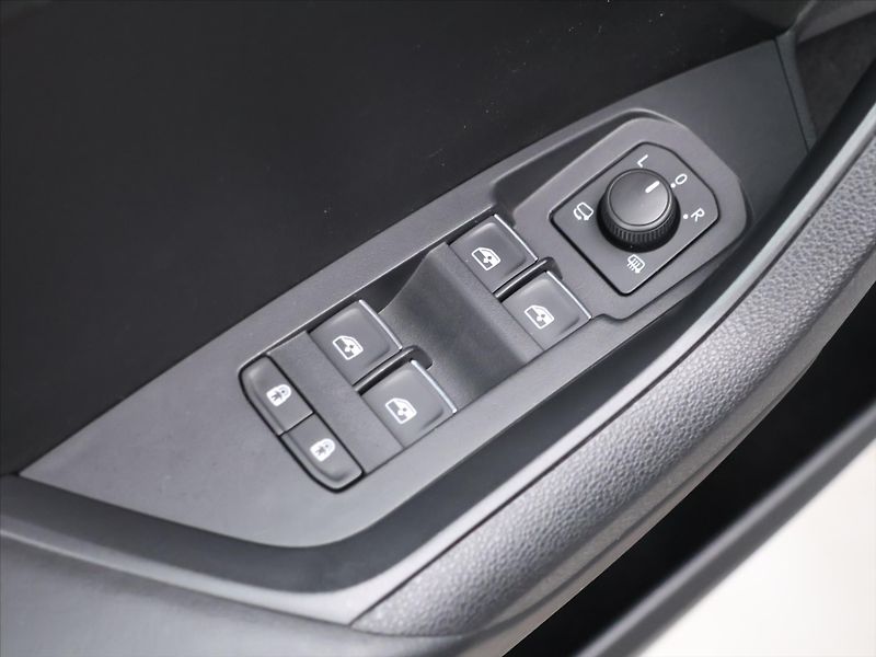 Škoda Kodiaq 2,0 TDI 110kW 4x4 CZ Style LED - fotka 14 z 28