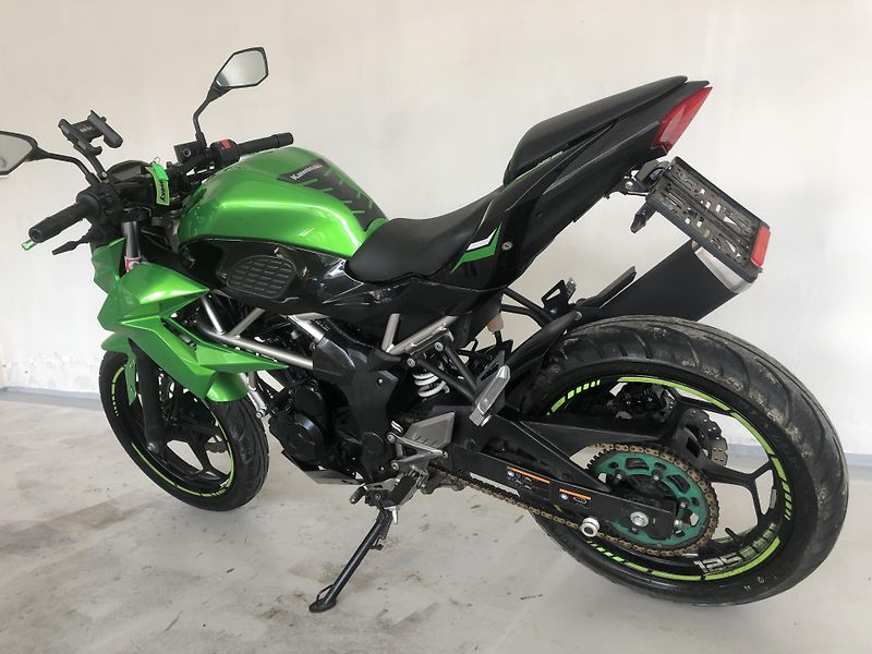 Kawasaki Z 125 ABS - fotka 6 z 18