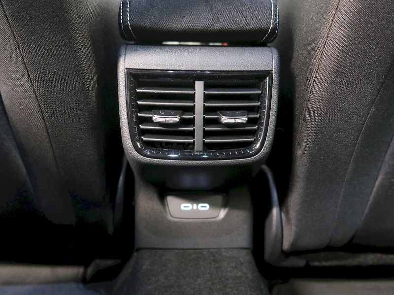 Škoda Fabia (2026) MONTE CARLO 1.5TSI 110KW DSG N - fotka 37 z 39
