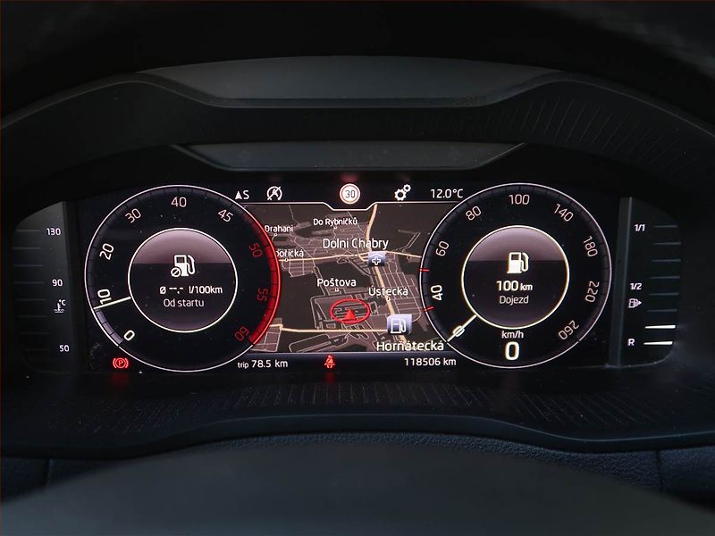 Škoda Karoq (2018) 2.0 TDI - fotka 11 z 19