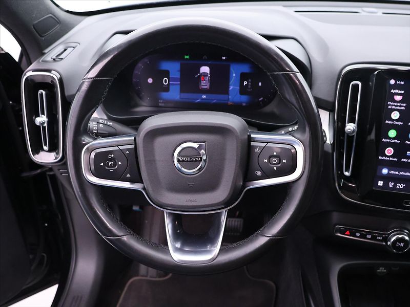 Volvo XC40 2,0 B3 120kW Core DCT CZ Záruk - fotka 21 z 32