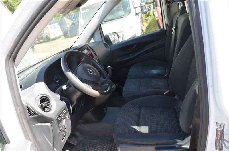 Mercedes-Benz Vito (2022) 110 CDI - fotka 17 z 22