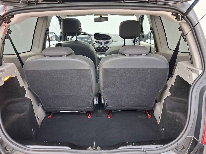 Renault Twingo (2009) 1.2i, AC - fotka 7 z 14