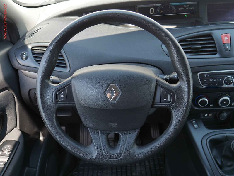 Renault Scénic (2010) 1.5dCi, AC, temp - fotka 12 z 16