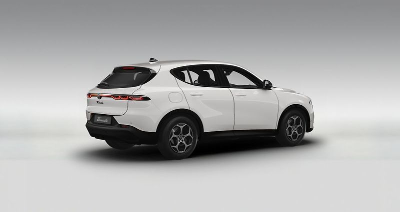 Alfa Romeo Tonale (2026) 1.6 JTDm 130 TCT6 - fotka 3 z 6