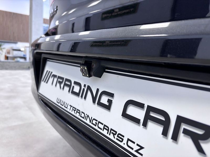 Volkswagen Golf 1.2TSI TREND - fotka 6 z 28