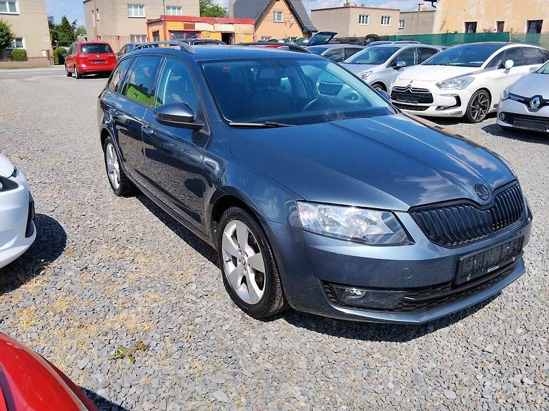 Škoda Octavia (2017) - fotka 17 z 35