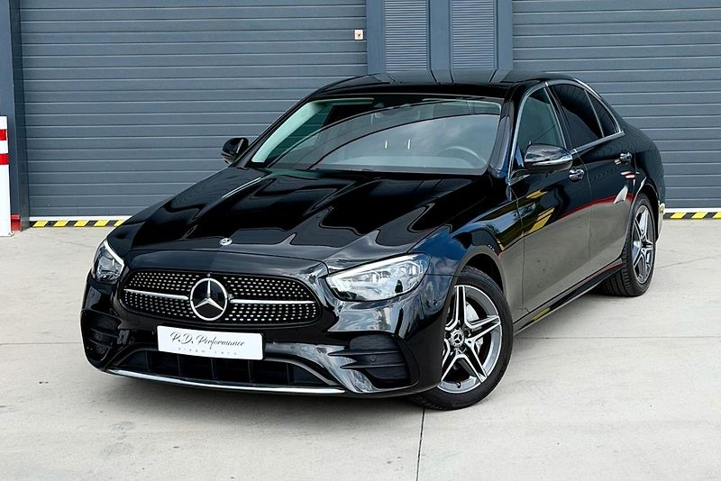 Mercedes-Benz Třídy E (2020) E 220d 4Matic AMG Line - fotka 3 z 112