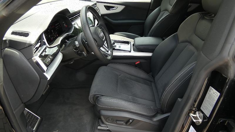 Audi Q8 50 TDi quattro Tiptronic - fotka 20 z 29