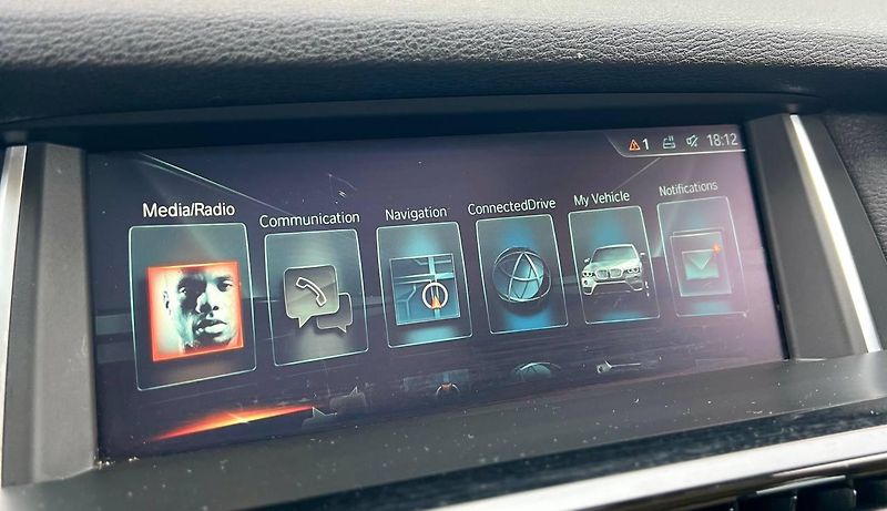 BMW X3 (2017)  XDRIVE28I AUTOMAT 2017 180KW - fotka 28 z 35