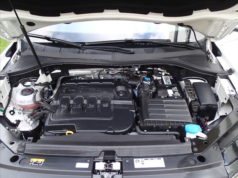 Volkswagen Tiguan 2,0 ČR, 4x4, Tažné - fotka 70 z 73