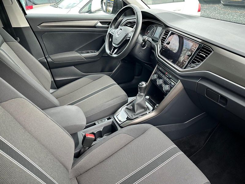 Volkswagen T-Roc (2018) 1.5TSi NAVI, KAMERA. 100%KM - fotka 6 z 18