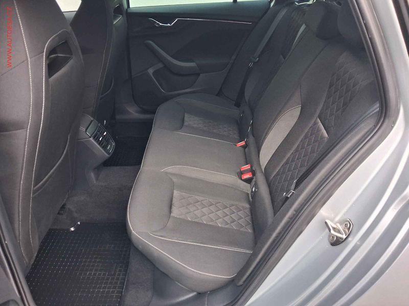 Škoda Kamiq (2019) 1.5 TSi, 1.maj,ČR, Style - fotka 10 z 16