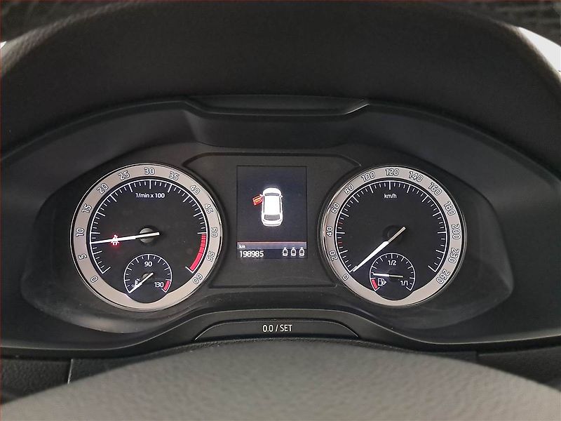 Škoda Karoq (2017) Style 2.0 TDI, 4X4, Automat - fotka 11 z 20