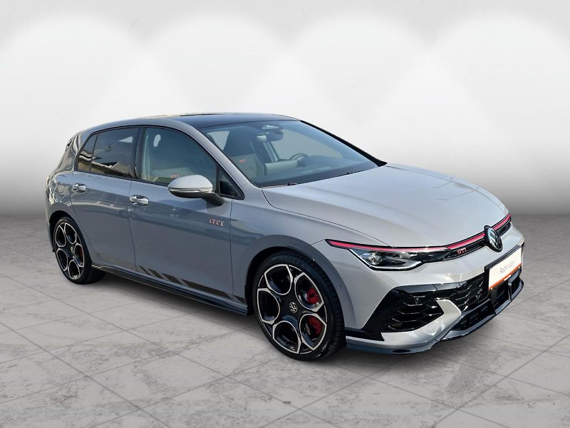 Volkswagen Golf GTI Clubsport 2,0 TSI 221 kW 7 - fotka 9 z 24