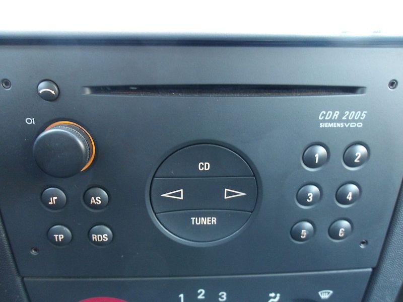 Opel Meriva 1,6i AUTOMAT ! - fotka 24 z 35