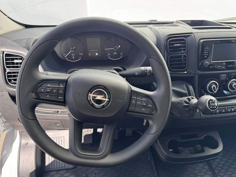 Opel Movano (2026) L2H1 3000 6°MT 2,2 CDTi - fotka 8 z 12