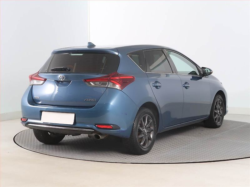 Toyota Auris (2017) 1.2 Ti, Park. senzory - fotka 5 z 14