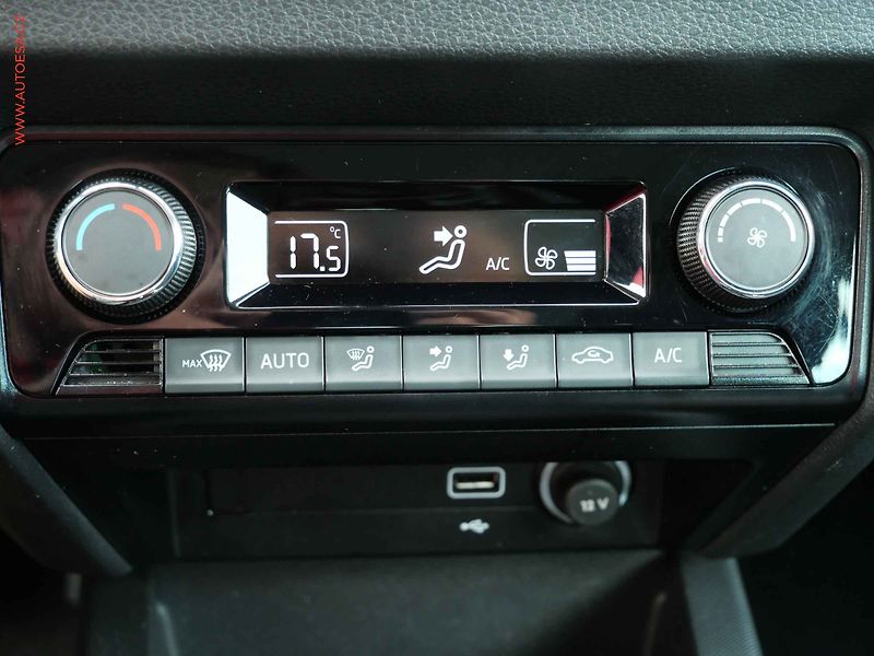 Škoda Fabia (2021) 1.0 TSi, Style, LED - fotka 19 z 21