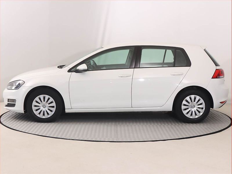 Volkswagen Golf (2013) Comfortline 1.2 TSI - fotka 3 z 15
