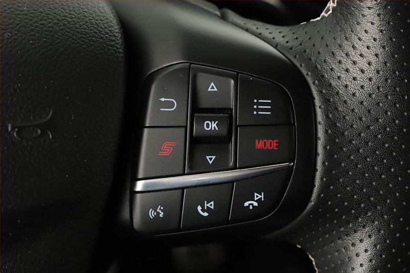 Ford Focus (2020) 2.3 EcoBoost ST - fotka 18 z 20
