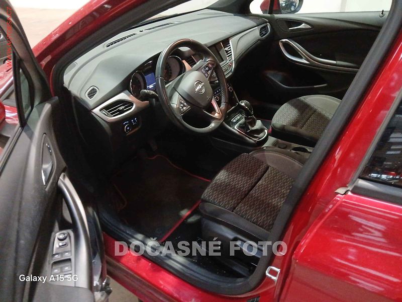 Opel Astra (2020) 1.2 PT +, LED - fotka 3 z 3