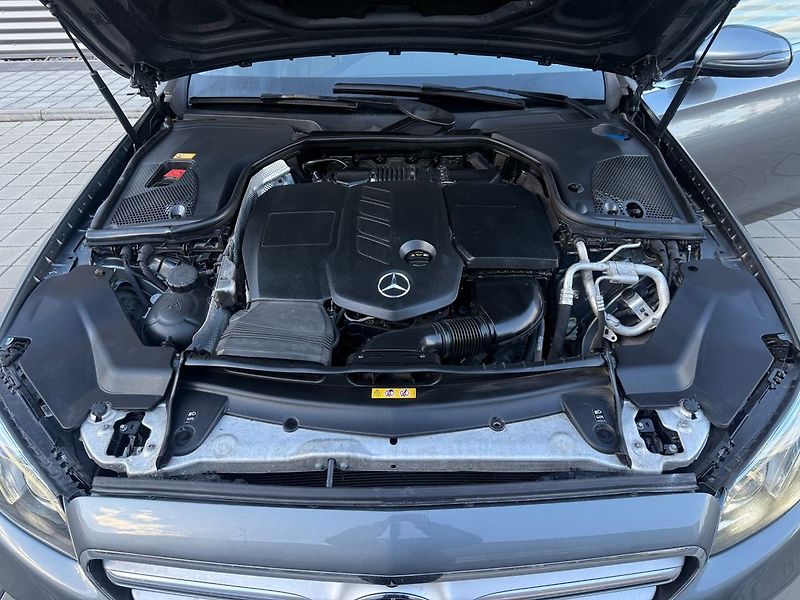 Mercedes-Benz Třídy E (2016) - fotka 41 z 51