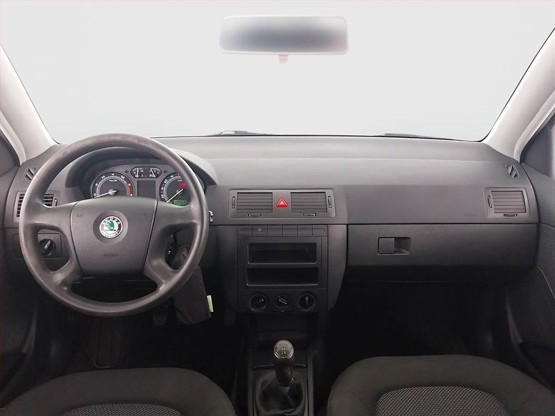 Škoda Fabia (2005) Ambiente 1.2 12V, nová STK - fotka 8 z 14