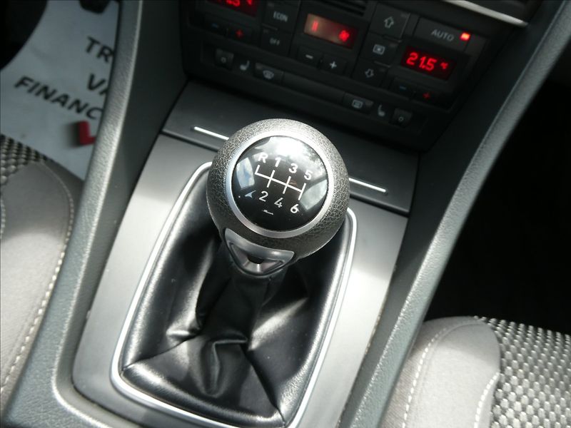 Seat Exeo 1,8 TSi 1.majitel, serviska - fotka 30 z 50