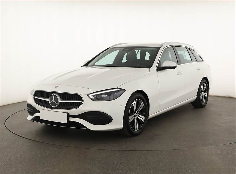 Mercedes-Benz Třídy C (2023) C 200 d - fotka 2 z 21