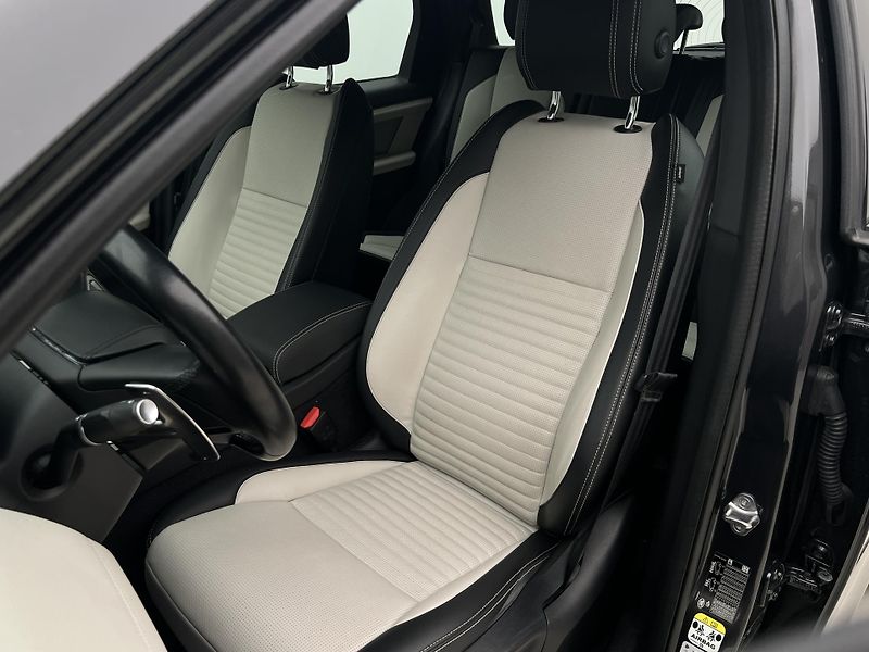 Land Rover Discovery Sport D200 EDITION AUT - fotka 16 z 51