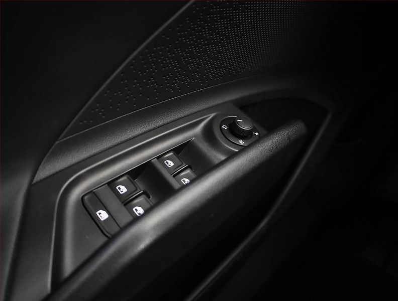 Škoda Enyaq (2021) iV 60 (62 kWh), SoH 95% - fotka 12 z 22