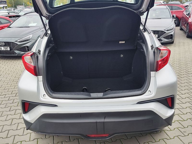 Toyota C-HR 1.8 HEV/90kW Comfort e-CVT - fotka 9 z 32