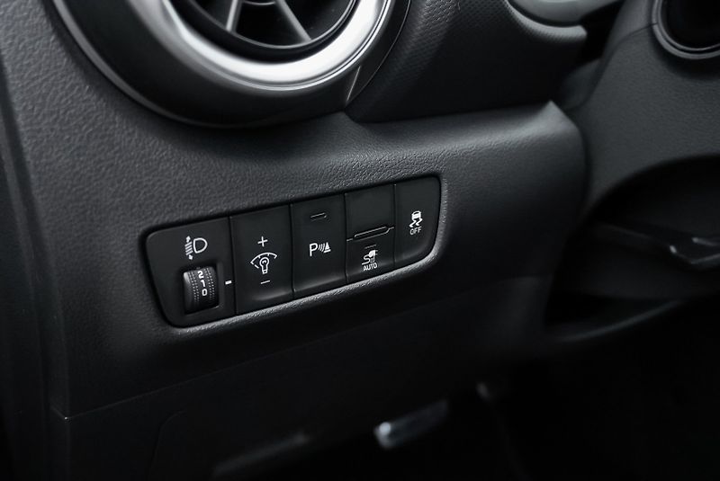 Hyundai Kona ELEKTRIC 100kW - fotka 27 z 39