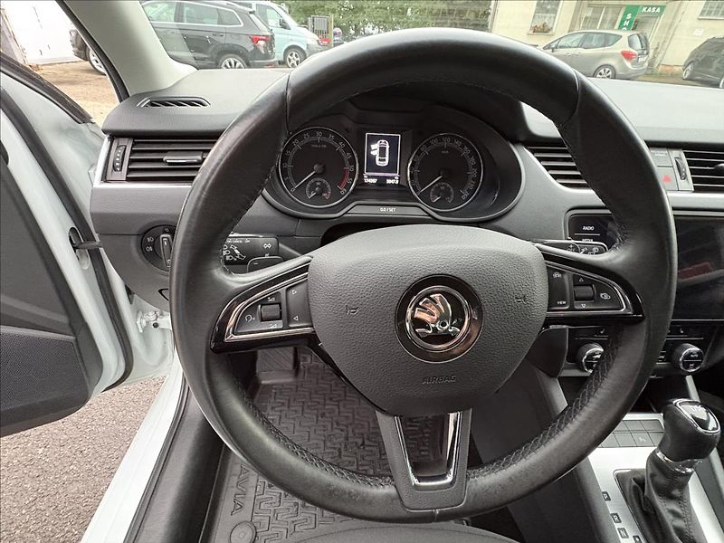 Škoda Octavia 1,6 TDi 85kW DSG,Led,Navi,PDC - fotka 7 z 34