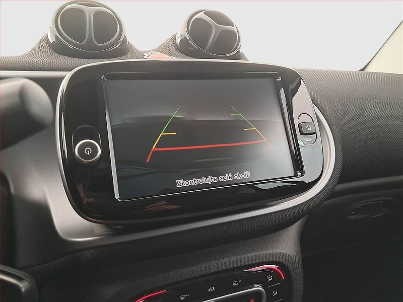 Smart Fortwo (2023) electric drive, SoH 94% - fotka 19 z 21