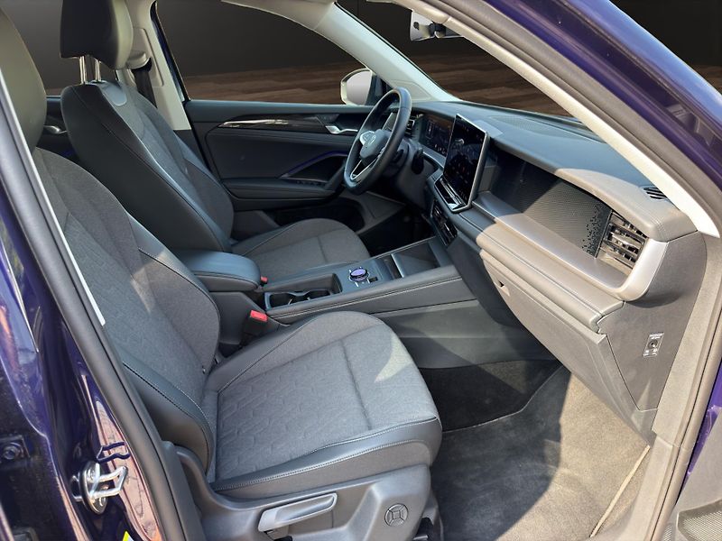 Volkswagen Tayron (2025) 110KW 7 MÍST TAŽNÉ  IQ.LIGHT  - fotka 18 z 27