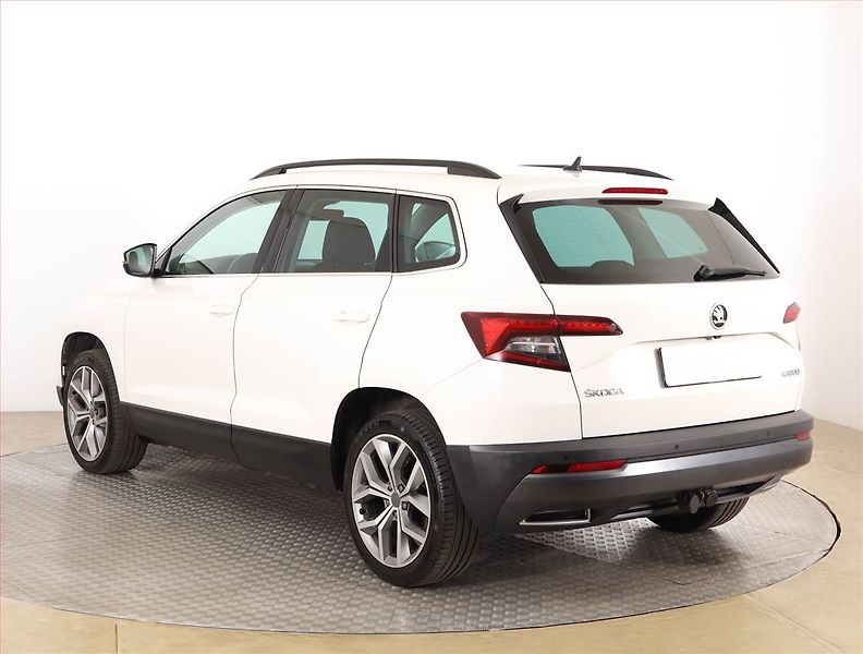 Škoda Karoq (2018) Style Plus 1.5 TSI - fotka 4 z 19